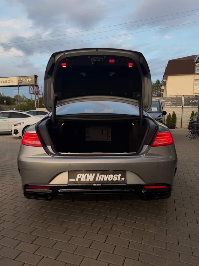 Mercedes-Benz S trieda Kupé Coupé 63 AMG 4Matic designo FULL