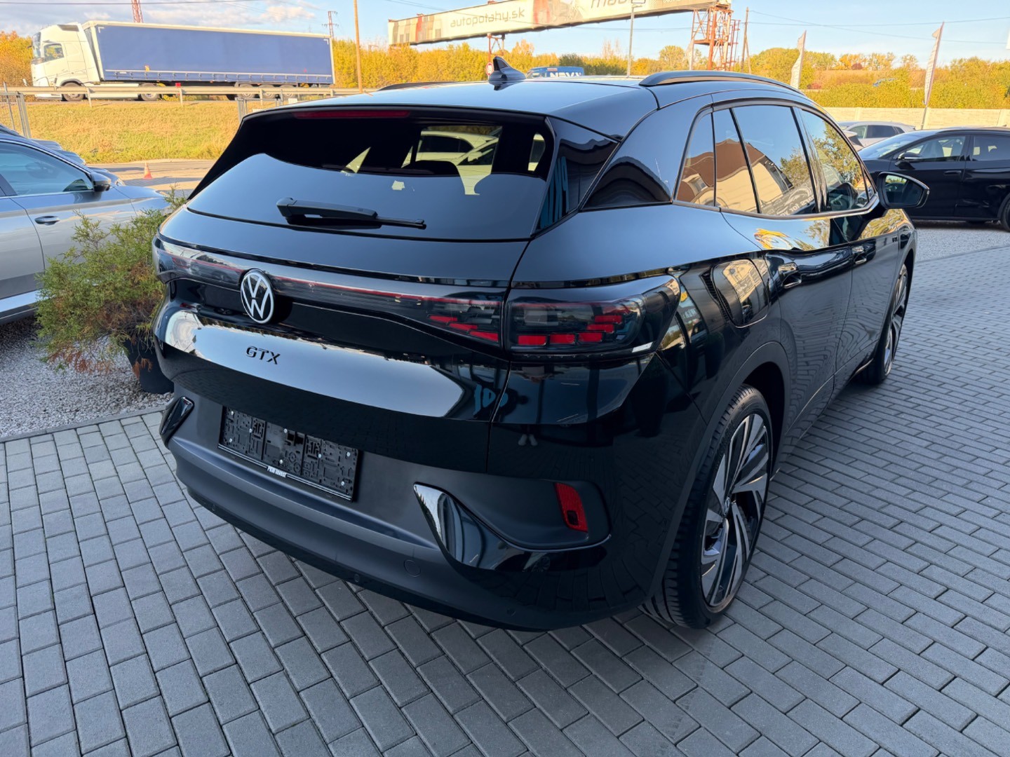 Volkswagen ID.4 GTX 4Motion 77kWh/220kW ŤAŽNÉ-SOH 90,7%