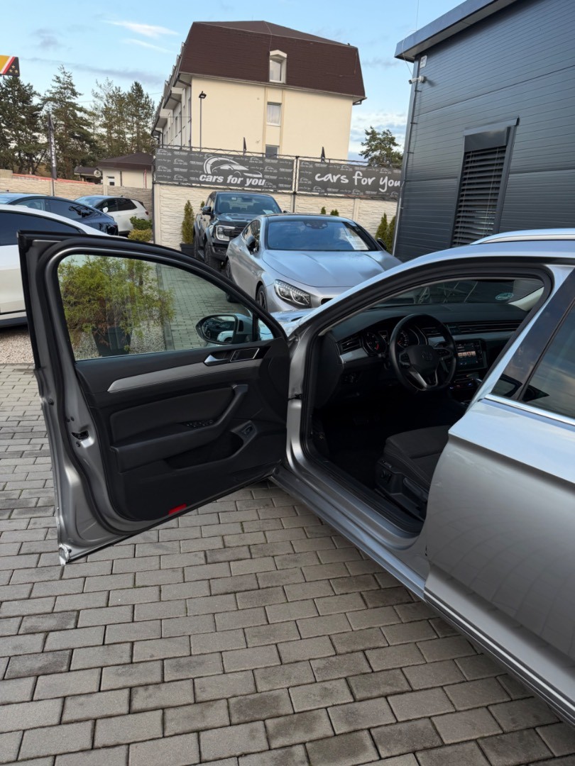 Volkswagen Passat Variant 2.0 TDI EVO Elegance DSG