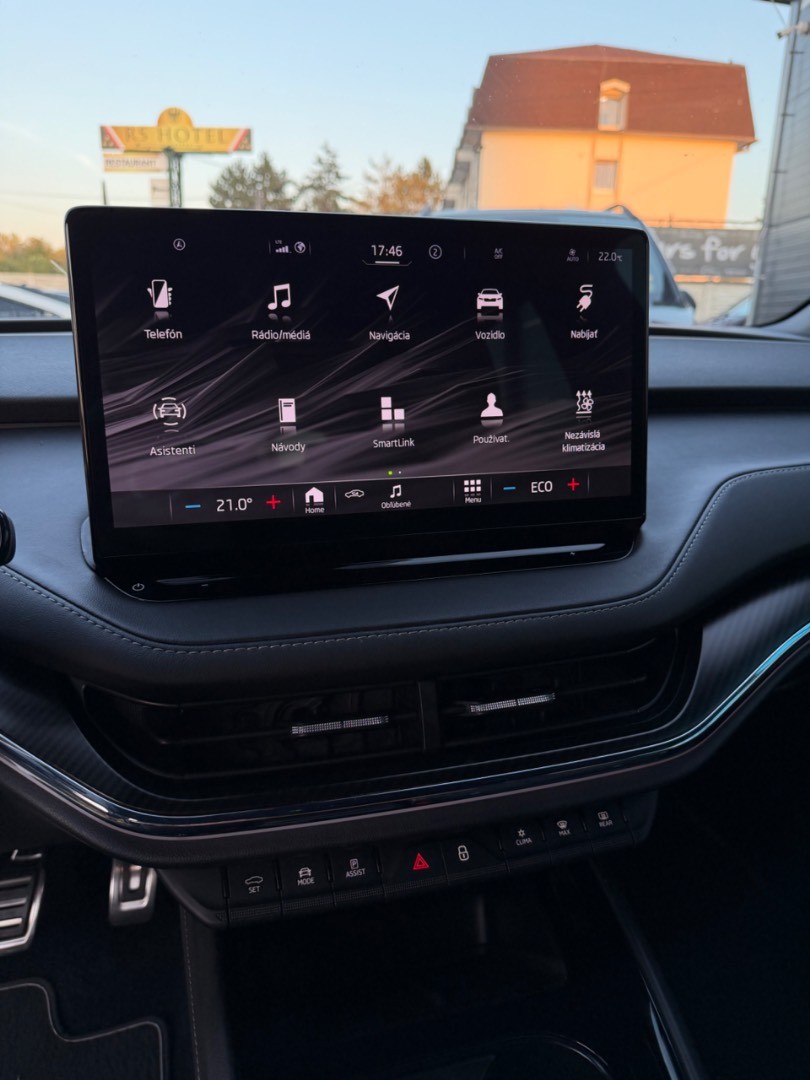 Škoda Enyaq 80X 4×4 82kWh Sportline Edition ŤAŽNÉ-360