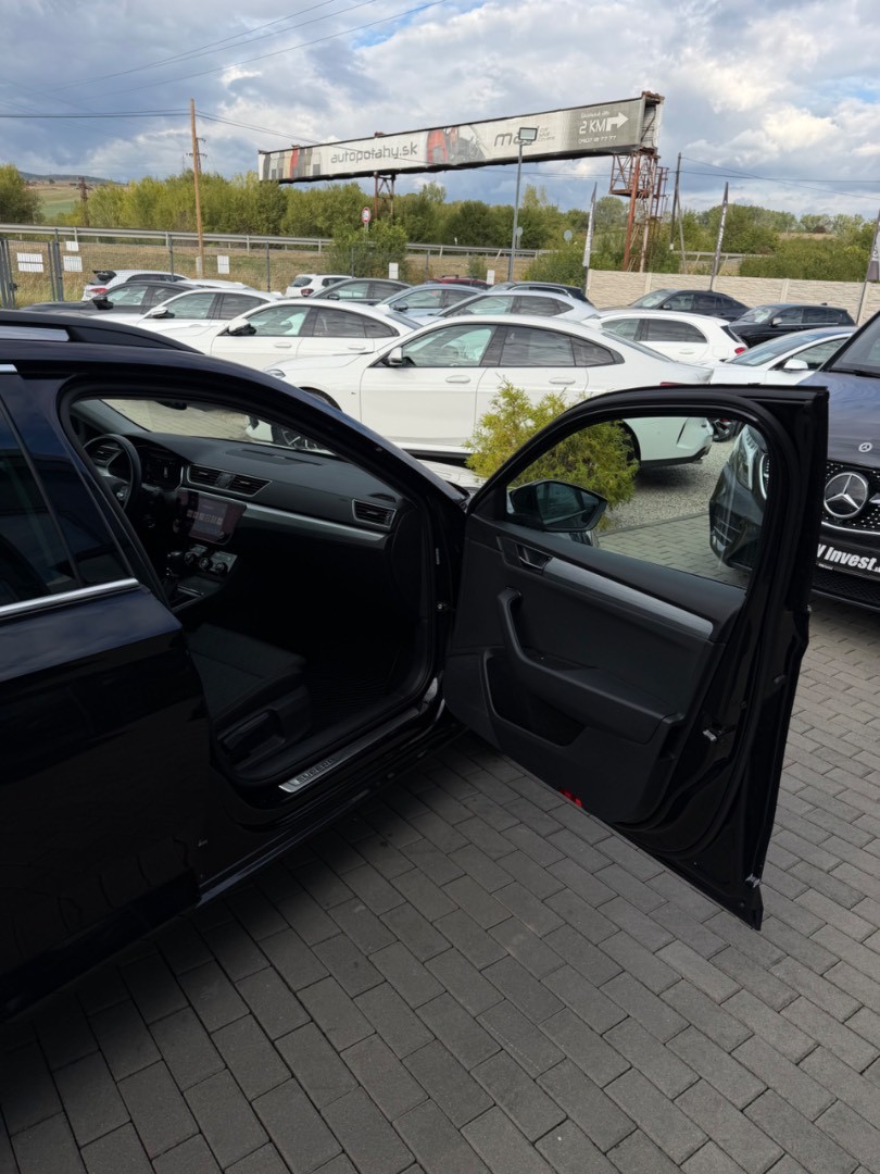 Škoda Superb Combi 2.0TDi DSG Style SK ŠPZ