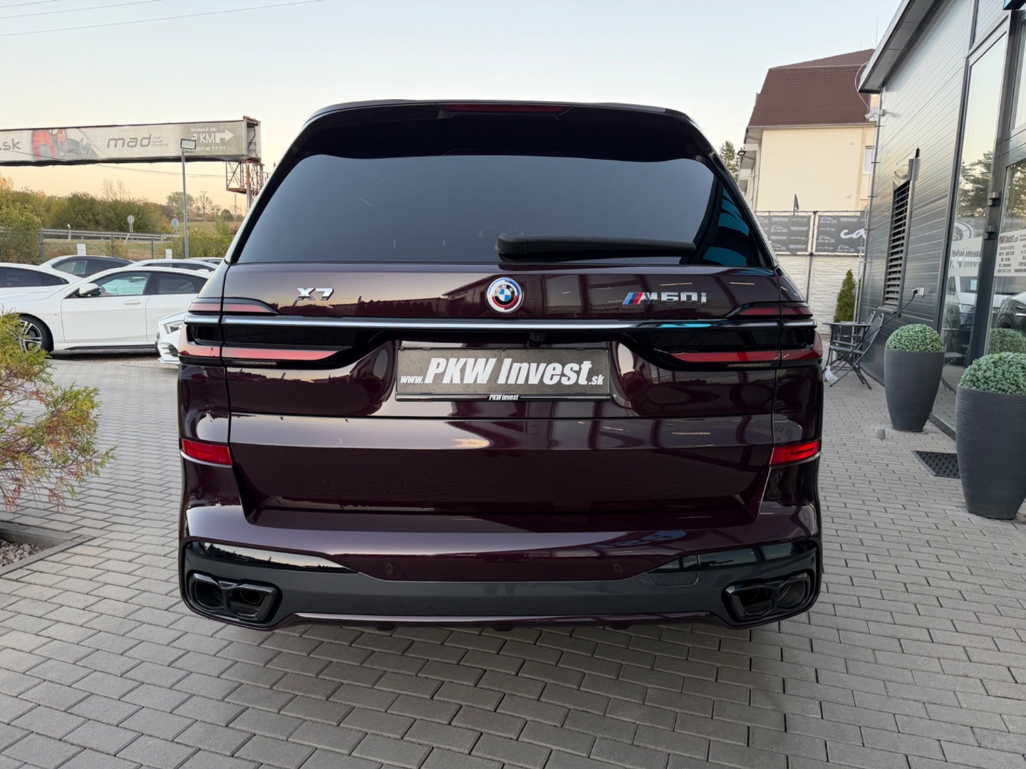 BMW X7 M60i x-Drive M-Sport HEV A/T 7-MIESTNE
